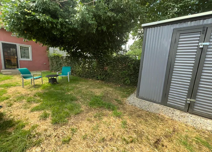 Charmview Studio